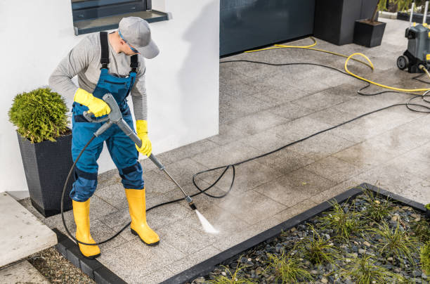 Best Concrete Pressure Washing  in Benson, AZ